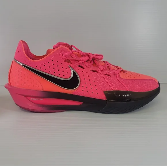 Nike GT Cut 3 Hyper Pink Black Basketball Shoes Mens Size 9.5 DV2913-600